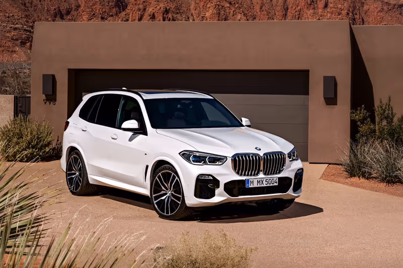 2023 BMW X5 M50i