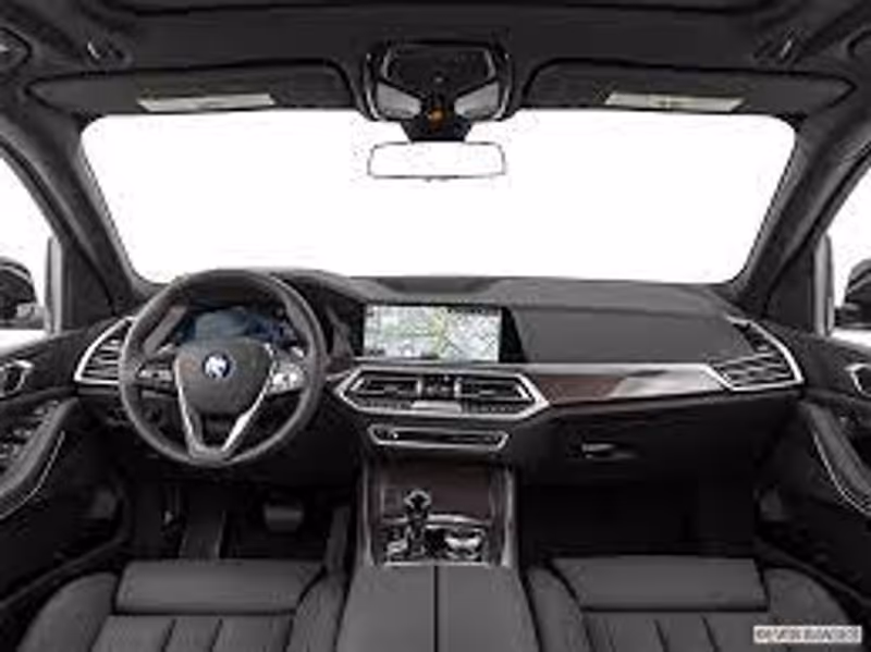 2023 BMW X5 M50i
