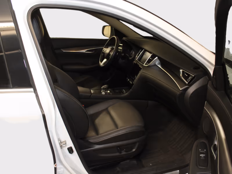 2022 INFINITI QX50 PURE