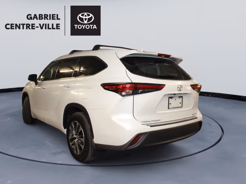 2022 Toyota Highlander XLE