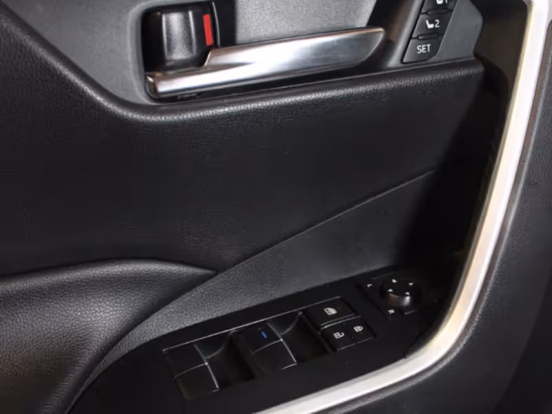2020 Toyota RAV4 XLE AWD