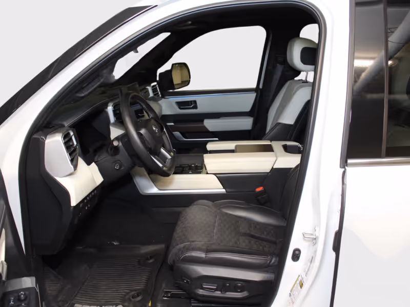 2023 Toyota Sequoia SR5