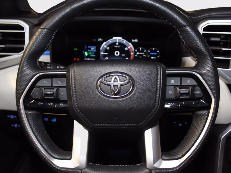 2023 Toyota Sequoia SR5