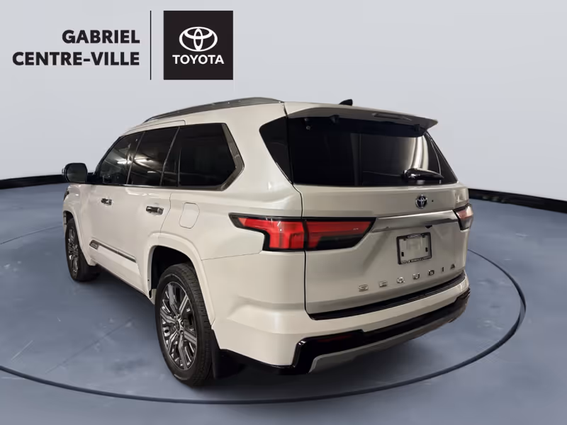 2023 Toyota Sequoia SR5