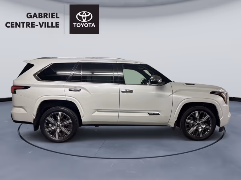 2023 Toyota Sequoia SR5