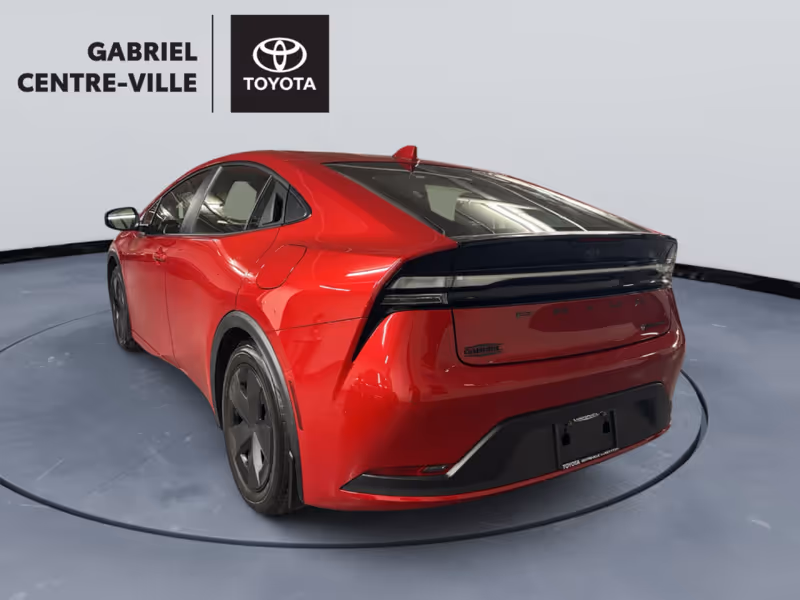 2024 Toyota Prius Prime SE