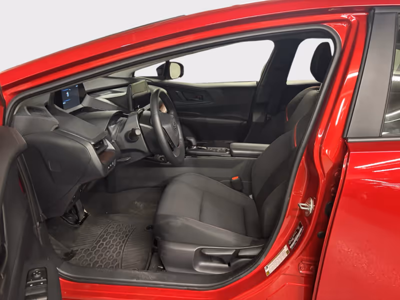 2024 Toyota Prius Prime SE