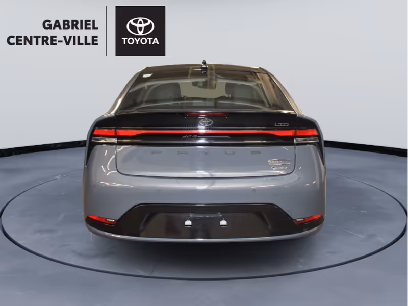 2024 Toyota Prius LE