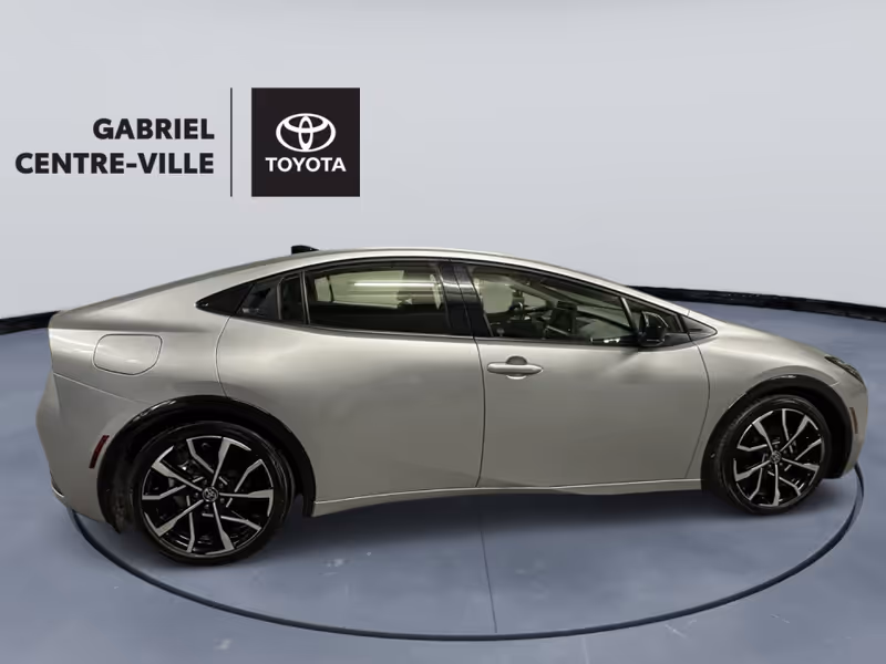 2023 Toyota Prius Prime SE
