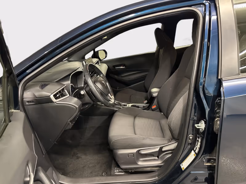 2022 Toyota Corolla Hatchback Manual