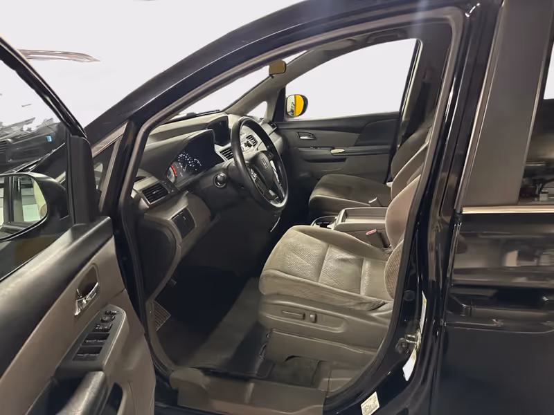 2015 Honda Odyssey 4dr Wgn SE